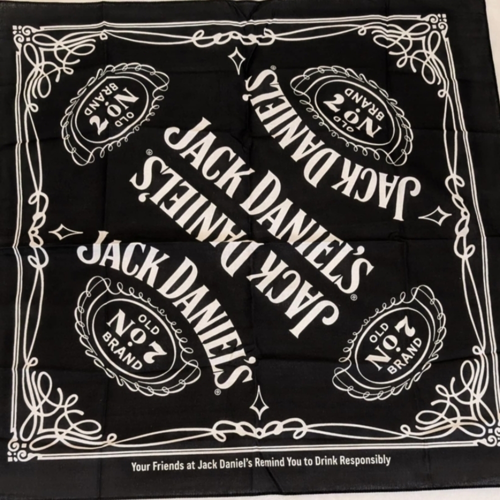 NWOT, Jack Daniels Black and White Scarf